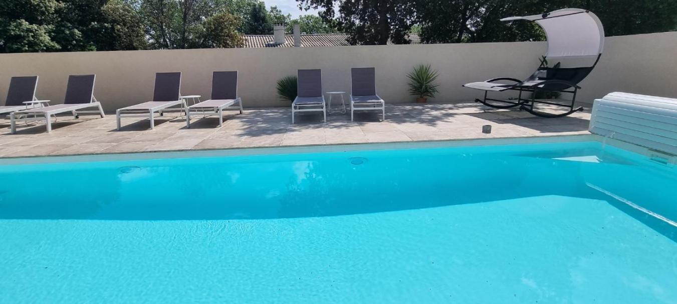 Les Bois De Zola Entre Provence Et Luberon Aparthotel Saint-Esteve-Janson Rom bilde